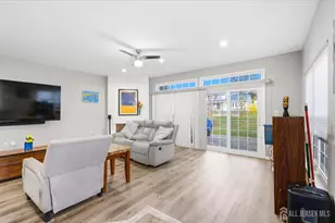 5 Ardsley Square, Sayreville, NJ 08859 - Photo 8