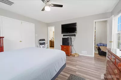 5 Ardsley Square, Sayreville, NJ 08859 - Photo 22