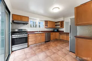 20 Phelps Ave, New Brunswick, NJ 08901 - Photo 6