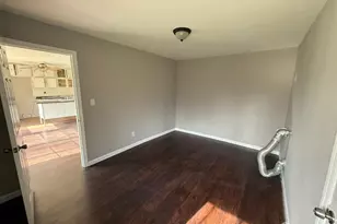 8 Poe Ct, South Brunswick Township, NJ 08824 - Photo 8