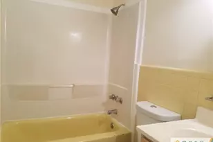 8 Poe Ct, South Brunswick Township, NJ 08824 - Photo 16