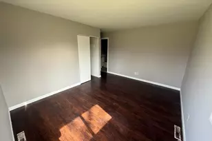 8 Poe Ct, South Brunswick Township, NJ 08824 - Photo 14