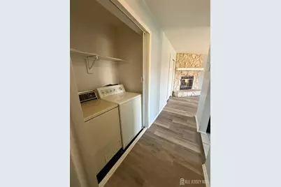 1610 Greenhollow Drive, Iselin, NJ 08830 - Photo 28