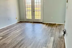 1610 Green Hollow Dr, Iselin, NJ 08830 - Photo 4