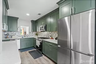 110 Castle Pointe Blvd, Piscataway Township, NJ 08854 - Photo 8