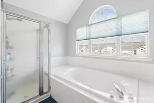 110 Castle Pointe Blvd, Piscataway Township, NJ 08854 - Photo 24