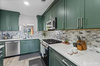 110 Castle Pointe Boulevard, Piscataway Township, NJ 08854 - Photo 4