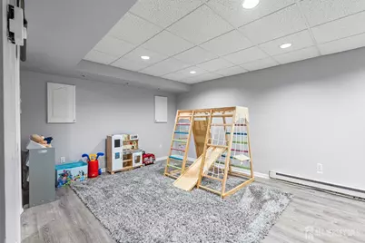 110 Castle Pointe Boulevard, Piscataway Township, NJ 08854 - Photo 20