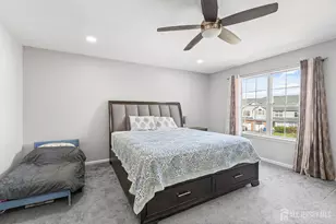 110 Castle Pointe Blvd, Piscataway Township, NJ 08854 - Photo 20