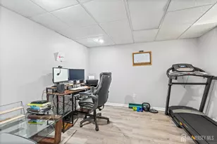 110 Castle Pointe Blvd, Piscataway Township, NJ 08854 - Photo 22