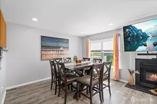 110 Castle Pointe Blvd, Piscataway Township, NJ 08854 - Photo 14