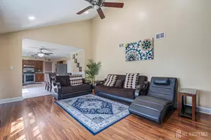 38 Johanna Ct, Piscataway Township, NJ 08854 - Photo 10
