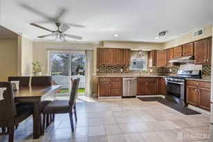 38 Johanna Ct, Piscataway Township, NJ 08854 - Photo 8