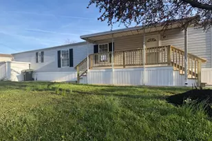 3 Matt St, Avenel, NJ 07001 - Photo 2