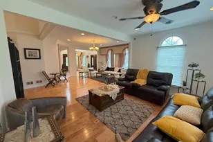 28 Renk Farm Dr, South Brunswick Township, NJ 08852 - Photo 6