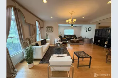 28 Renk Farm Drive, South Brunswick Township, NJ 08852 - Photo 2