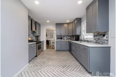 22 S Brook Drive, Milltown, NJ 08850 - Photo 12