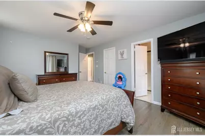 22 S Brook Drive, Milltown, NJ 08850 - Photo 22