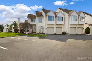 8 Russell Ct, Montville, NJ 07045 - Photo 1