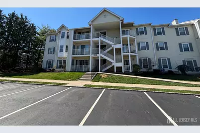 17 Pembrook Avenue, North Brunswick Township, NJ 08902 - Photo 2