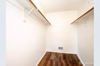 17 Pembrook Avenue, North Brunswick Township, NJ 08902 - Photo 18