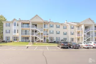 17 Pembrook Ave, North Brunswick Township, NJ 08902 - Photo 2