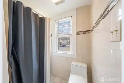 203 S Washington Avenue S, Dunellen, NJ 08812 - Photo 18