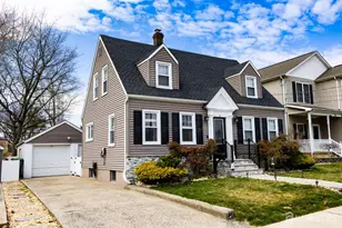 15 S Pulaski Ave, Sayreville, NJ 08872 - Photo 2