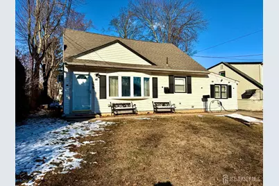 41 Pinetree Drive, Sayreville, NJ 08859 - Photo 1