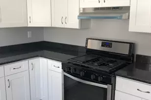 17 Jill Ct, Edison, NJ 08817 - Photo 4