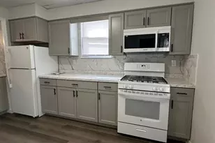 28 Bird Ave, Iselin, NJ 08830 - Photo 2