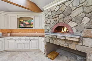 7 Monroe Pl, Cranbury Township, NJ 08512 - Photo 12