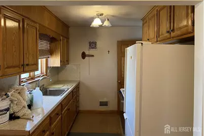 30 Cypress Street, Carteret, NJ 07008 - Photo 16