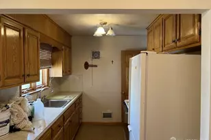 30 Cypress St, Carteret, NJ 07008 - Photo 16