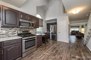 675 Raritan Rd, Clark Township, NJ 07066 - Photo 6