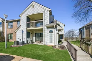 3015 Lighthouse Ln, Sayreville, NJ 08859 - Photo 2