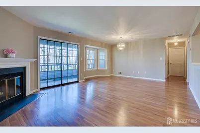 502 Woodhaven Drive, Edison, NJ 08817 - Photo 6