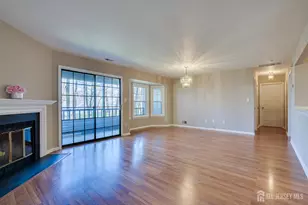 502 Woodhaven Dr, Edison, NJ 08817 - Photo 6