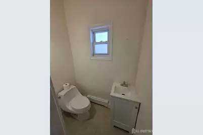 389 Smith Street, Perth Amboy, NJ 08861 - Photo 14