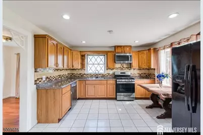 265 Correja Avenue, Iselin, NJ 08830 - Photo 10