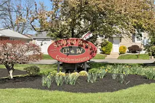 19 Wellington Ct, Sayreville, NJ 08872 - Photo 4