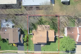 9 Stratford Cir, Edison, NJ 08820 - Photo 4