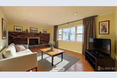 9 Stratford Circle, Edison, NJ 08820 - Photo 4