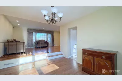 9 Stratford Circle, Edison, NJ 08820 - Photo 6