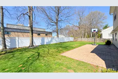 9 Stratford Circle, Edison, NJ 08820 - Photo 20