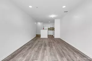 21 Inverness Dr, Edison, NJ 08820 - Photo 8