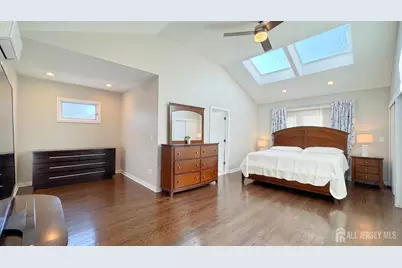 13 Lucille Court, Edison, NJ 08820 - Photo 12