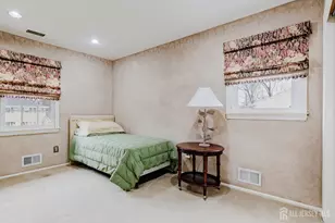 950 Schweitzer Pl, North Brunswick Township, NJ 08902 - Photo 28