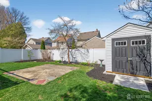 182 Rowland Pl, Woodbridge Township, NJ 07095 - Photo 34