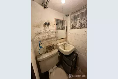 147 W Passaic Avenue, Bloomfield, NJ 07003 - Photo 8